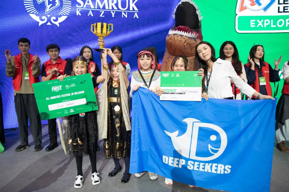 Сборная Казахстана готовится к участию в мировом чемпионате по робототехнике в Хьюстоне (8)