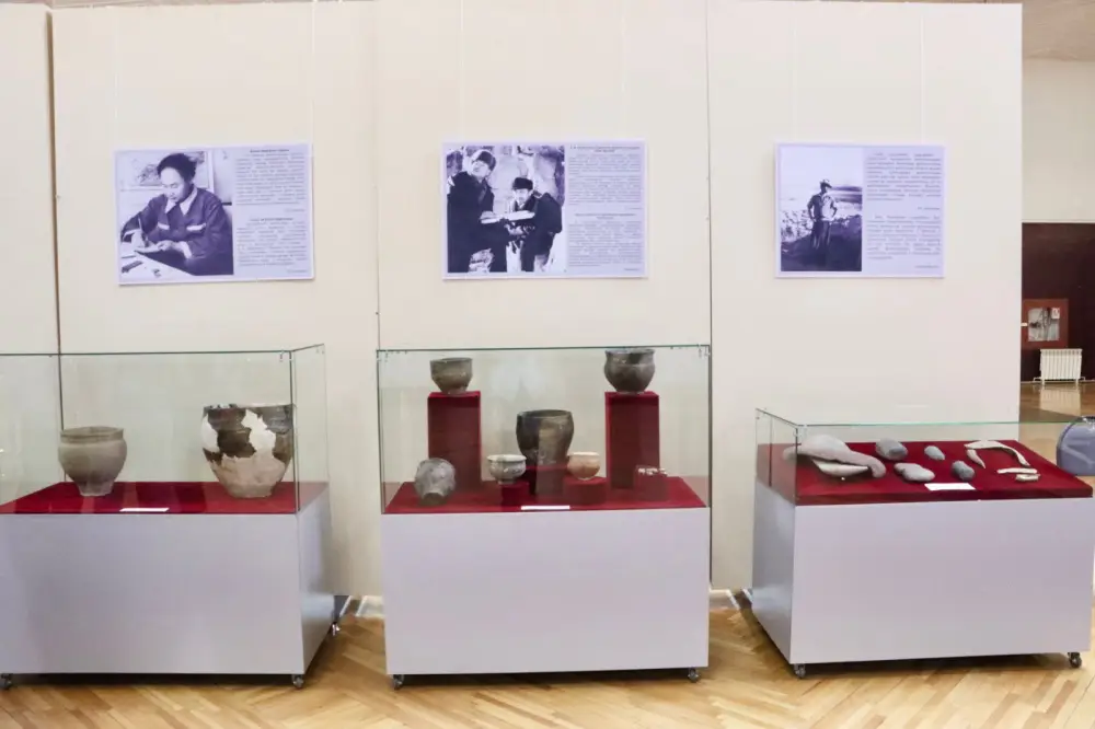 В Национальном центральном музее прошла выставка «Өткеннің өнегесі – бүгіннің белесі» (2)