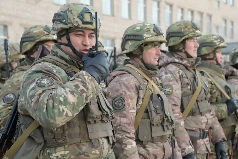 Годовщина Сухопутных войск Казахстана ключевая роль в территориальной целостности и суверенитете Астане