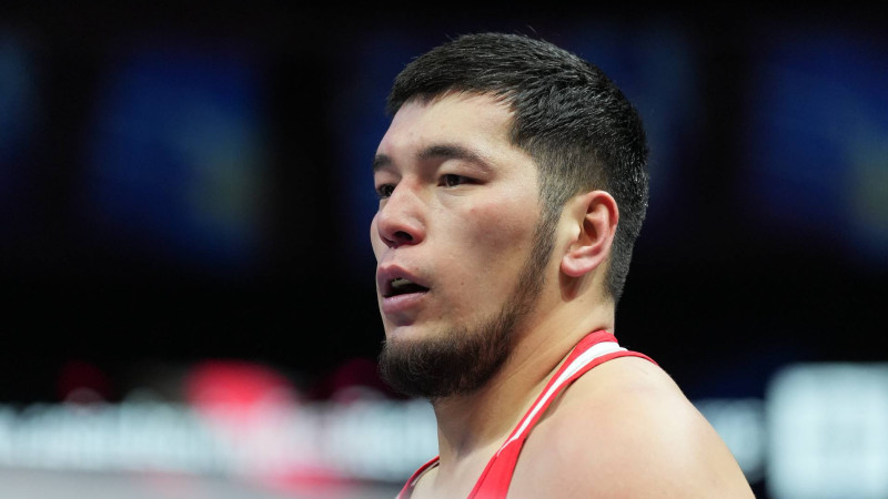 Айбек Оралбай нокаутирует соперника и завоевывает золото на чемпионате Азии-2026! Астане