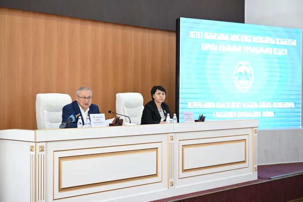 Аким области Бейбит Исабаев встретился с жителями Каратальского района (8)