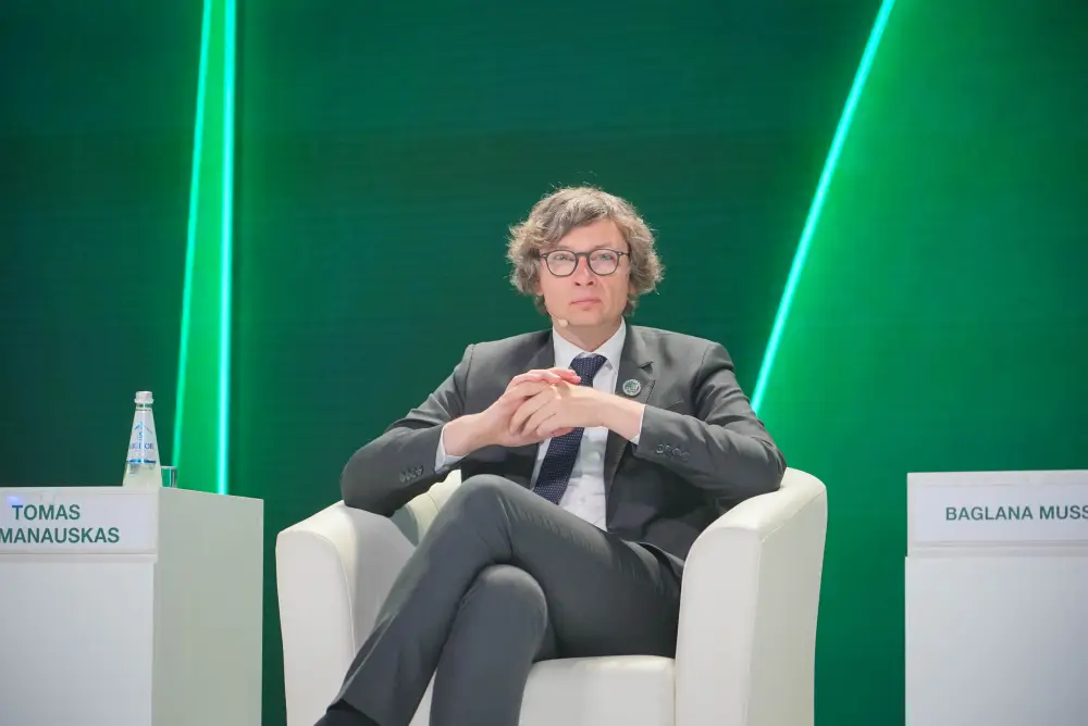 Казахстанские университеты представили масштабные научные разработки в сфере экологии и устойчивого развития на Международной выставке зеленых и устойчивых технологий RES 2026 EXPO (10)