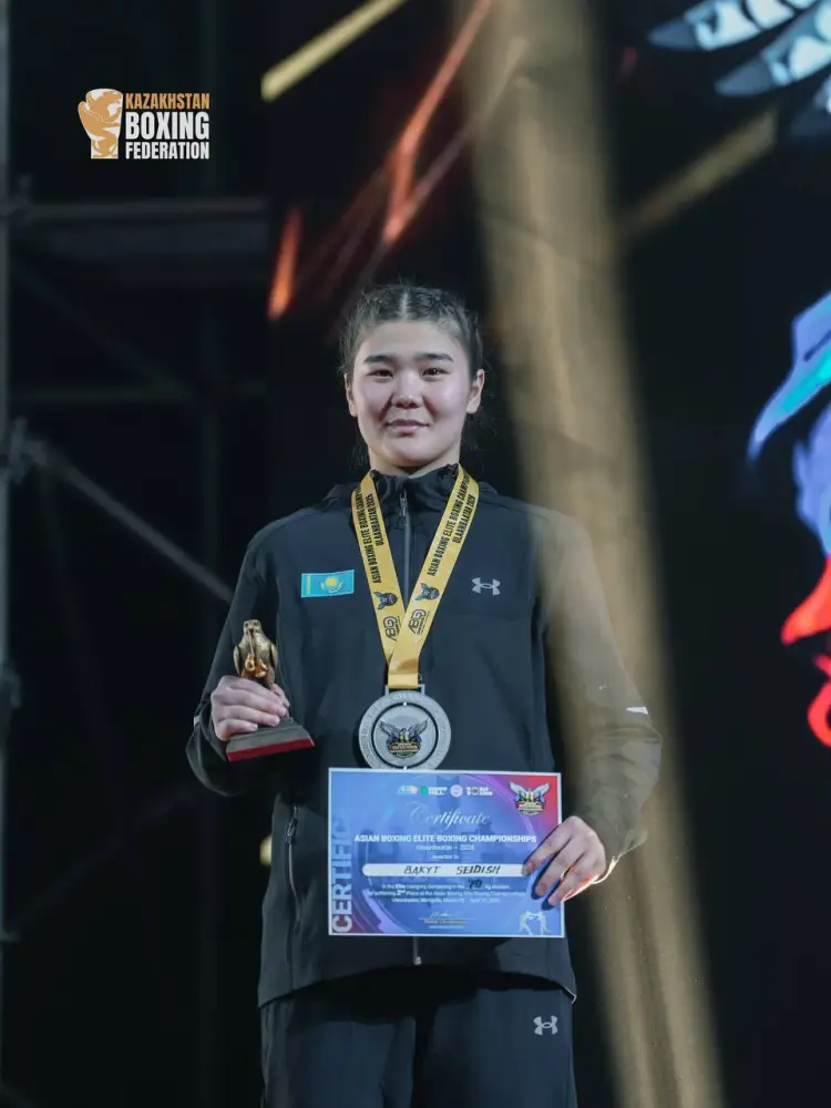 Сборная Казахстана заняла первое место в общекомандном зачёте чемпионата Азии по боксу (8)