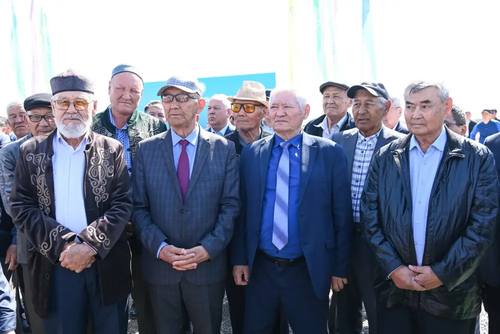 В Сырдарьинском районе начато строительство завода по глубокой переработке кукурузы (7)