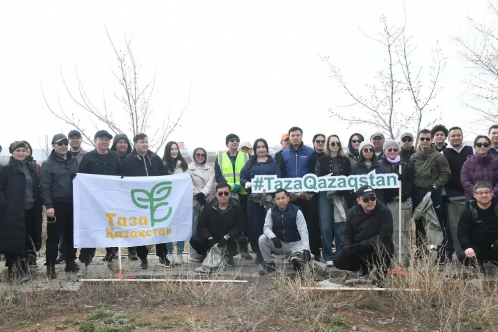 Собрались на уборку: кто очистит Акбулак? Астане