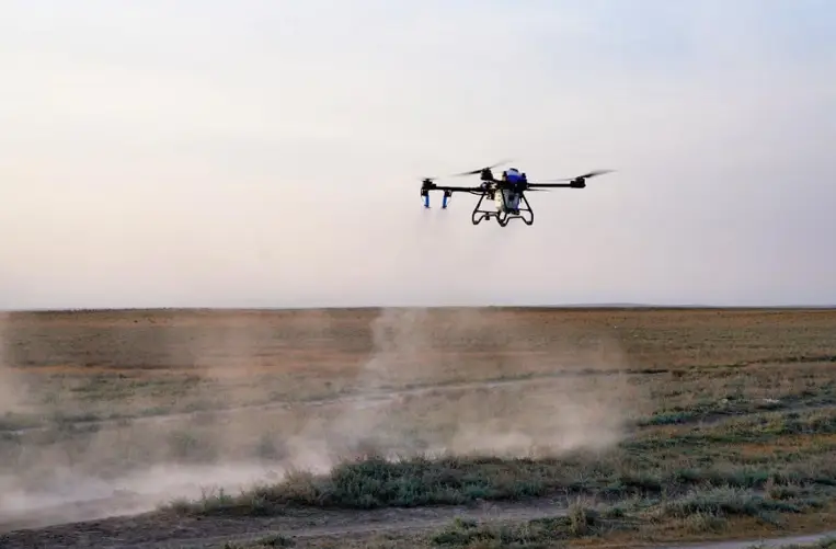 Более 100 дронов будет задействовано в защитных мероприятиях против саранчовых (2)