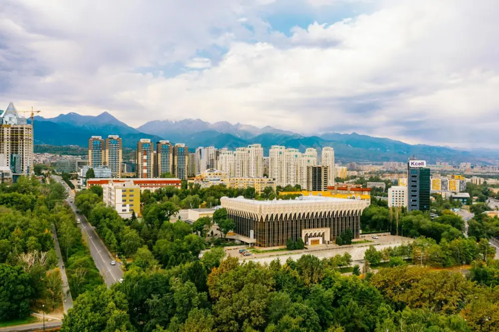 Польские фотографы открывают Алматы миру через объектив (4)