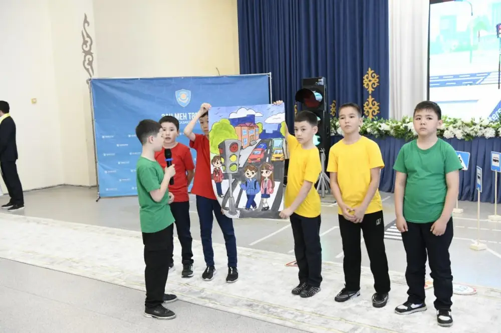 «Безопасная дорога — залог будущего»: в Астане организовано важное мероприятие для школьников (10)