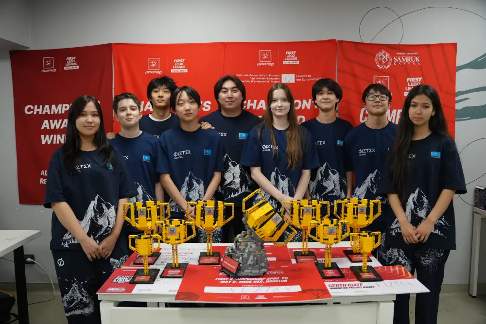 Сборная Казахстана готовится к участию в мировом чемпионате по робототехнике в Хьюстоне (9)