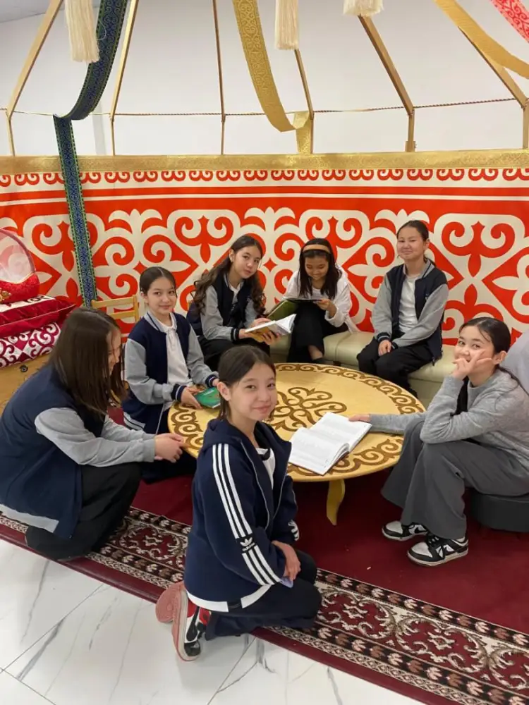 Дети в библиотеке: природа и книги за одним столом! Астане