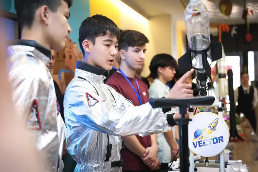 Подведены итоги международного конкурса по космическим исследованиям «Открываем мир науки» (7)