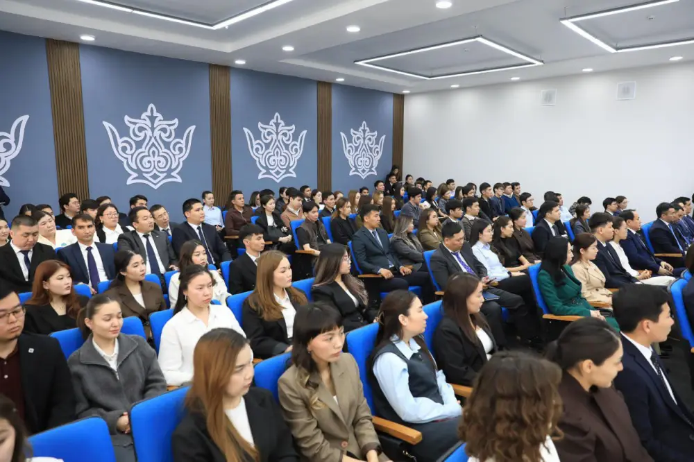 Председатель Агентства по делам государственной службы Дархан Жазықбай с рабочим визитом посетил Актюбинскую область (7)