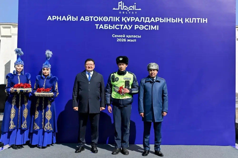 Полицейским области Абай передано 137 служебных автомобилей (10)