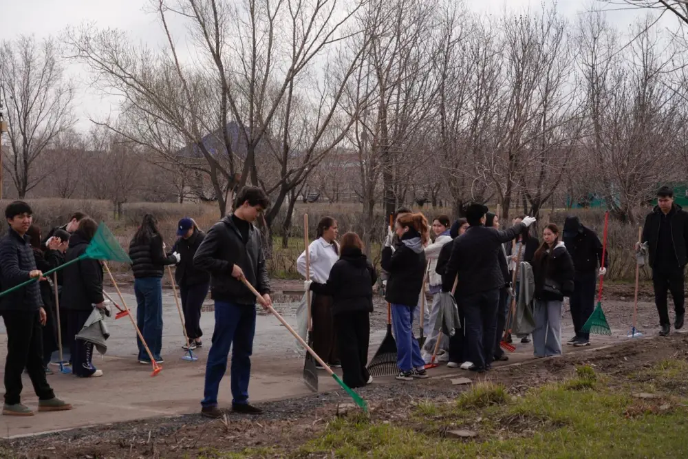 Около 30 тыс. человек и 100 тонн мусора: в Астане прошла масштабная экоакция «Таза қала» (2)