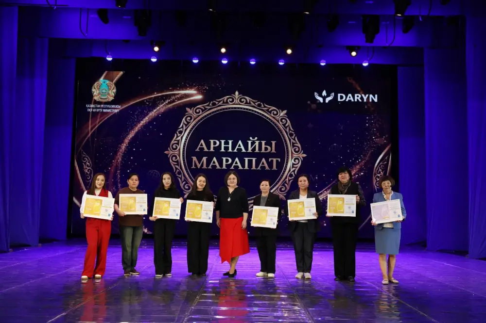 В Петропавловске определены лучшие участники республиканской олимпиады по общественно гуманитарным предметам среди учащихся 10-11 (12) классов (4)