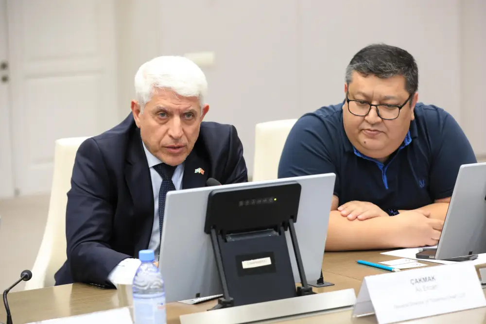 Китайская компания инвестирует 500 миллионов долларов в завод по переработке хрома в Казахстане, создавая новые рабочие места и возможности для сотрудничества. Астане