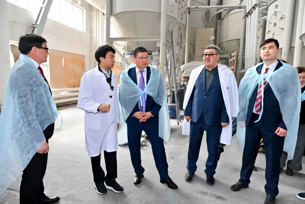 Аким области Берик Уали посетил предприятия Семее: ТОО "KONDIZ" и ТОО "Alina Group" Астане