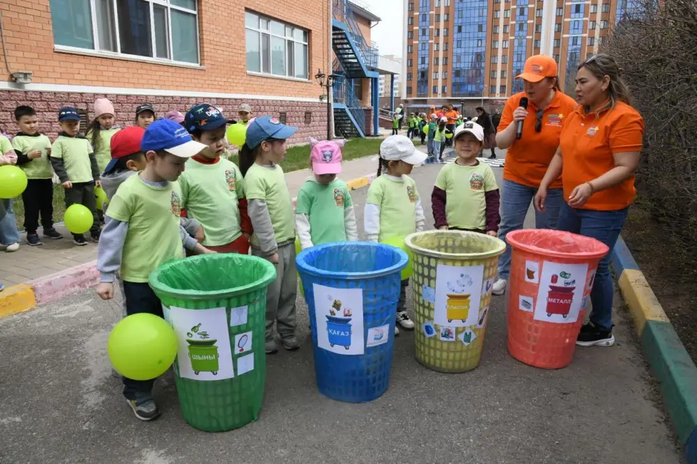 «Таза Қазақстан»: необычное мероприятие для воспитанников детских садов организовали в Астане (5)