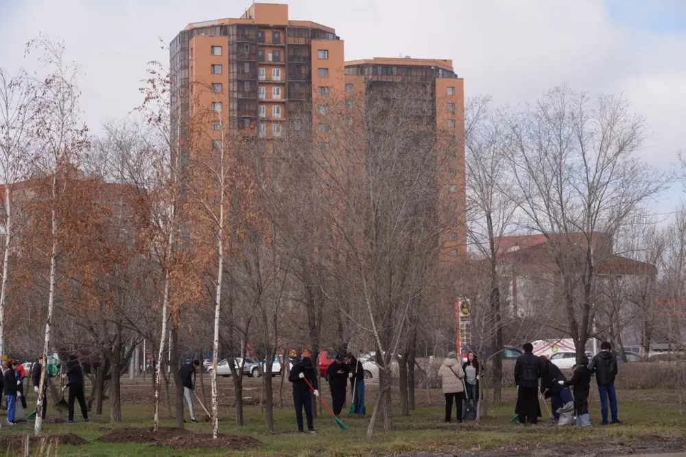 Масштабная экоакция в Астане: 30 тысяч участников и 100 тонн собранного мусора Астане