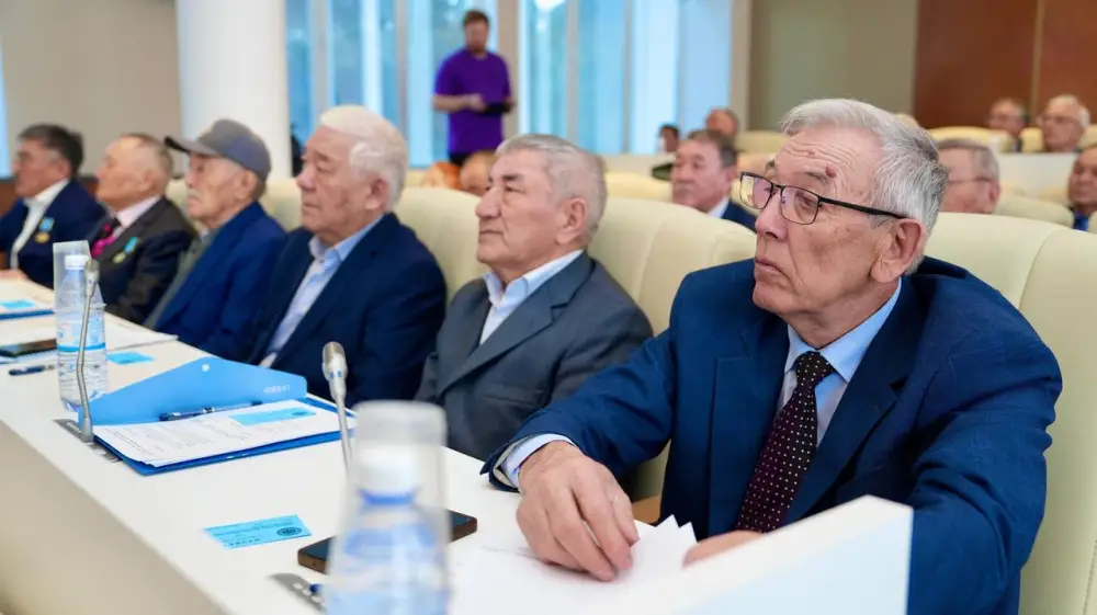 В ВКО прошла IX отчетно-выборная конференция ветеранской организации (9)