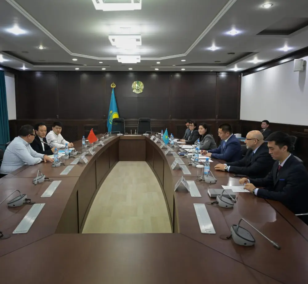 Акимат Павлодарской области и китайская компания Snow Valley Agricultural Group Co. Ltd подписали меморандум о создании комплекса глубокой переработки картофеля с инвестициями до 200 миллионов долларов Астане