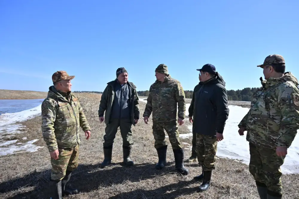 Фактов подтопления жилых домов не зафиксировано: аким области посетил село Бозтал (7)