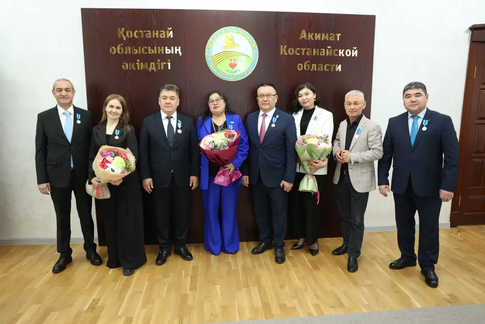 Вручены государственные награды (2)