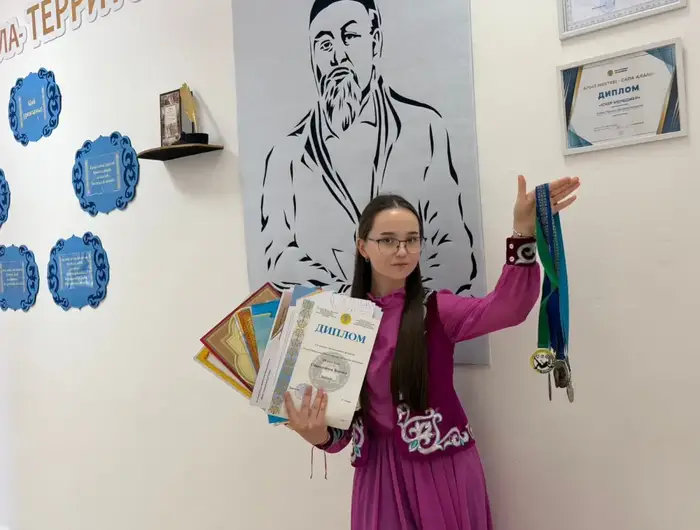 Чтение Абая: ключ к успеху школьников! Астане