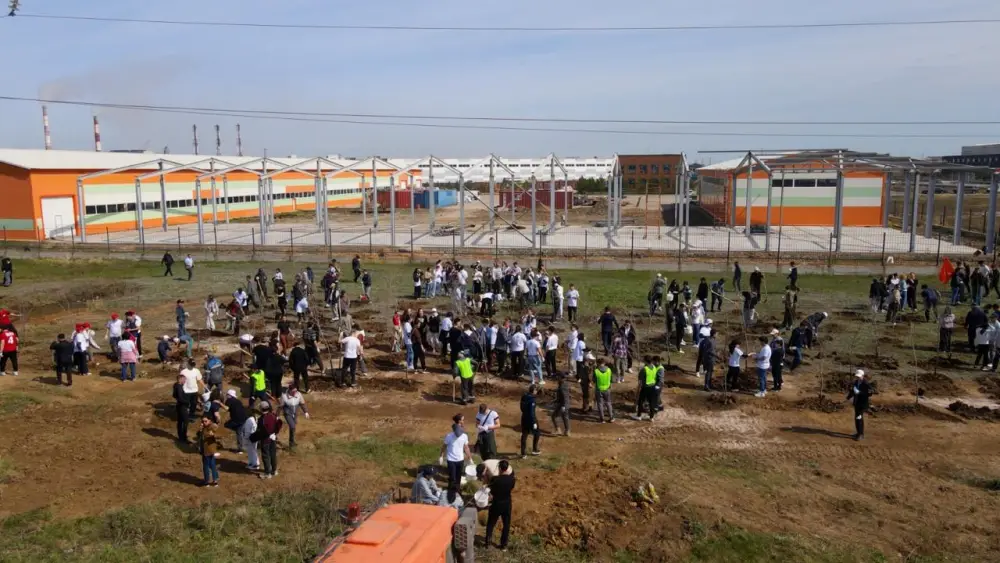 В Индустриальном парке №1 прошла масштабная общегородская экоакция с участием столичного бизнеса (10)