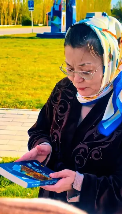 Книжный фестиваль под открытым небом в Актобе: встреча новых авторов и читателей Астане