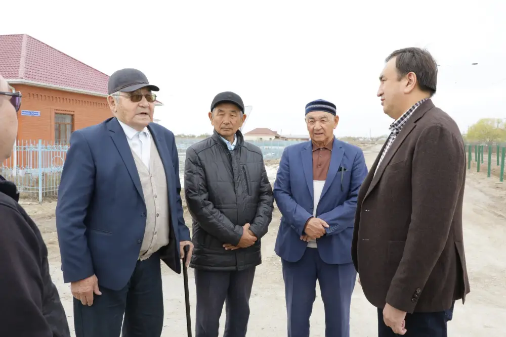 Новые дороги и дома: кирпичики надежды для жителей Жалагаша Астане