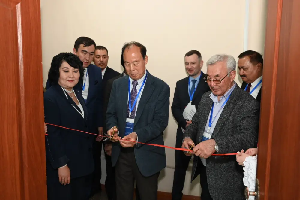 В Карагандинском индустриальном университете обсудили развитие инженерной науки и образования (2)