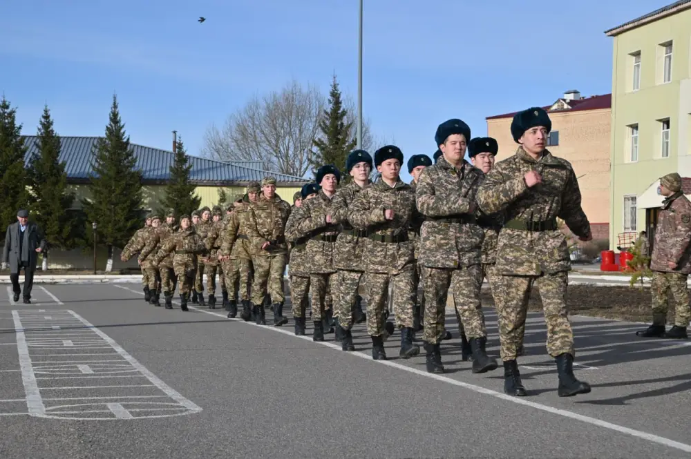 Курсанты военной кафедры на практике осваивают основы военно-учетной специальности (4)