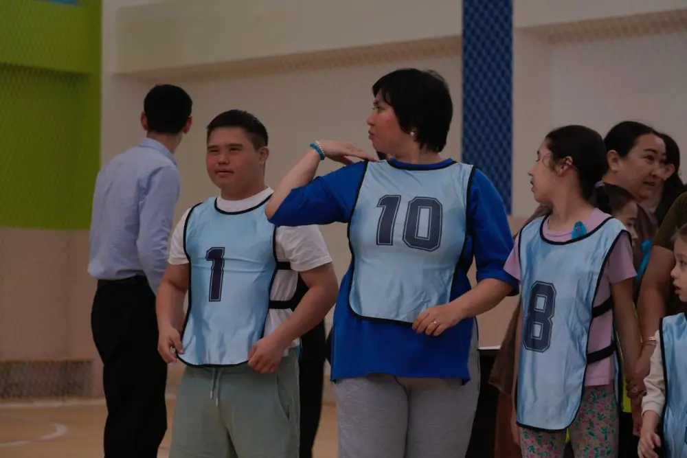 Астана: праздник разнообразия на инклюзивных стартах «Веселые старты» Астане