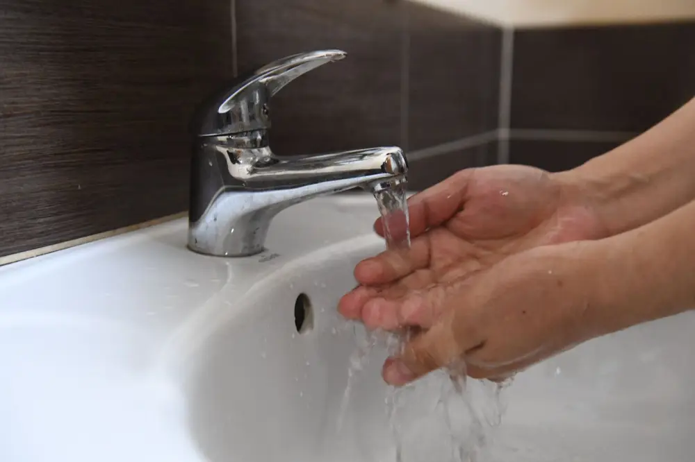 В Алматы началась проверка соблюдения правил водопользования в автомойках, банях и ресторанах Астане