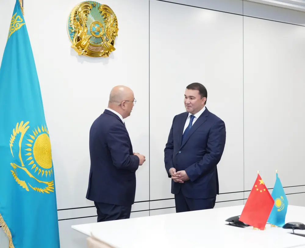 В ТУРКЕСТАНСКОЙ ОБЛАСТИ СТРОЯТ КРУПНУЮ СОЛНЕЧНУЮ ЭЛЕКТРОСТАНЦИЮ МОЩНОСТЬЮ 300 МВТ (8)