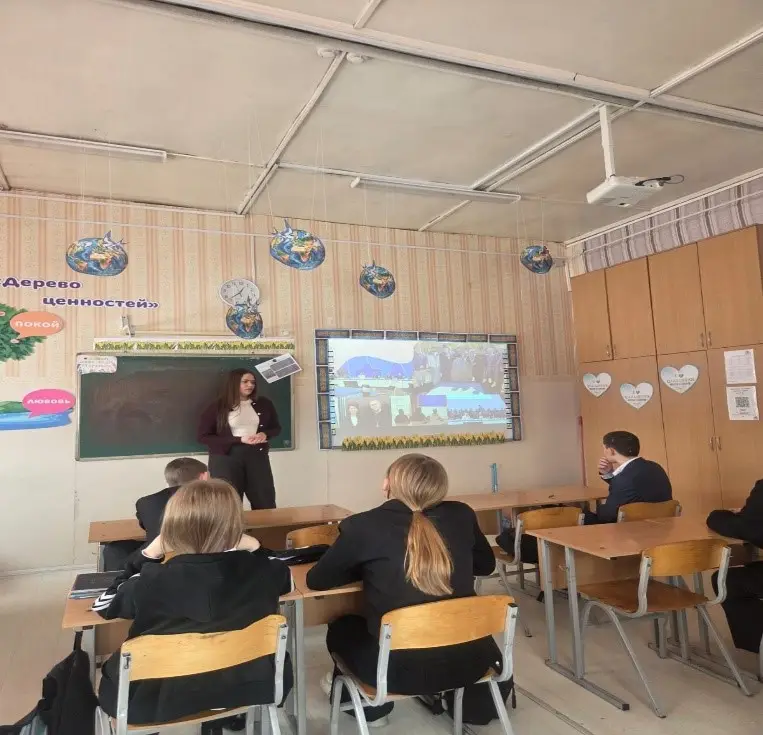 Встреча школьников: акцент на религиозной грамотности и критическом мышлении в многонациональном контексте Астане