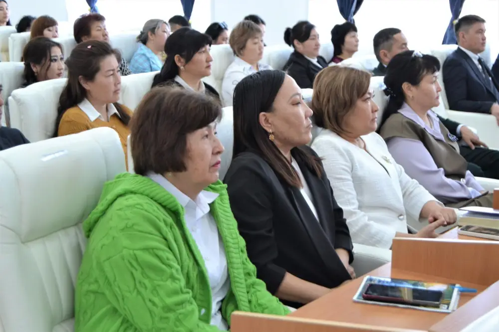 В районе Самар прошел семинар-тренинг для госслужащих (8)