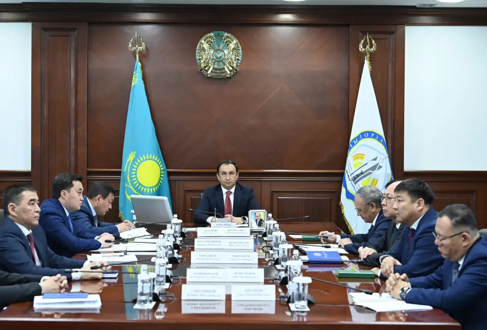 Был рассмотрен вопрос развития угольной промышленности и производства электроэнергии (5)