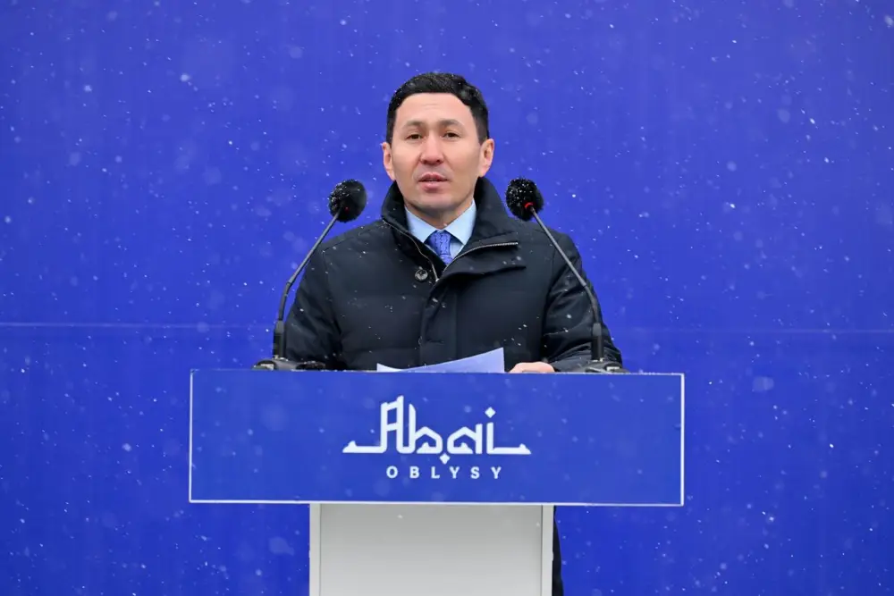 «Абайға құрмет»: в Семее заложили фундамент нового спортивного комплекса (4)