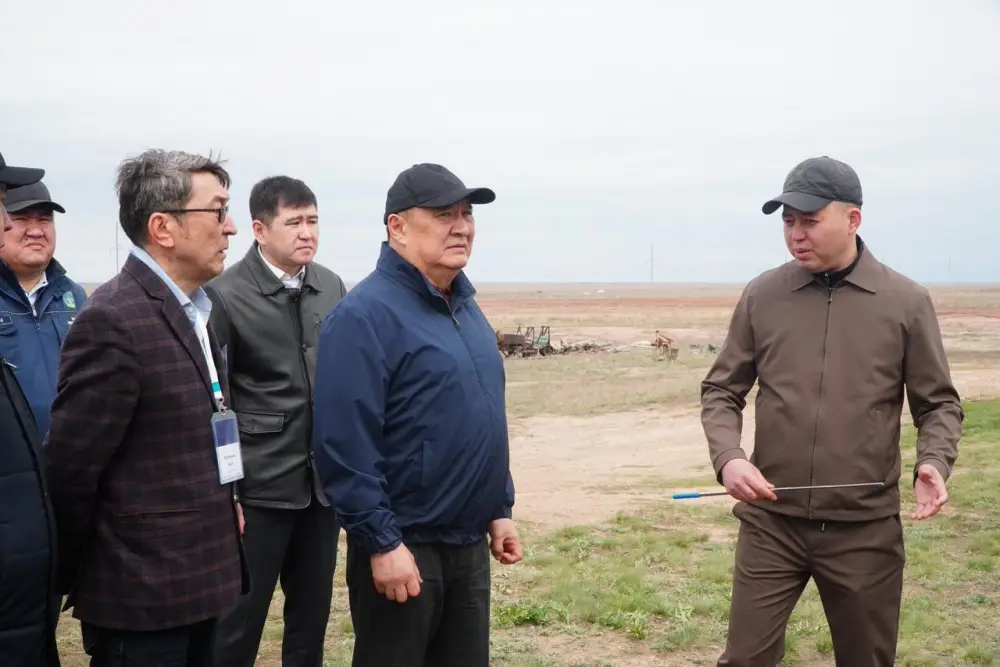 Аким Акмолинской области посетил лесопитомник в Шортандинском районе (6)