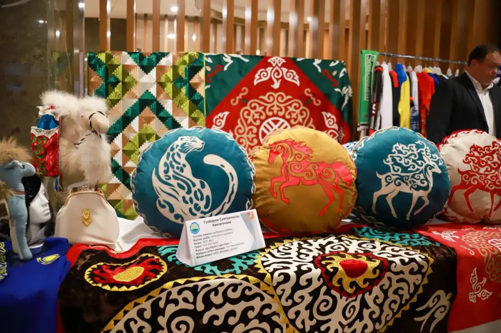 Форум «ALTAY BUSINESS» в ВКО: развитие туризма, АПК, IT, пчеловодства, аквакультуры, креативной индустрии (5)