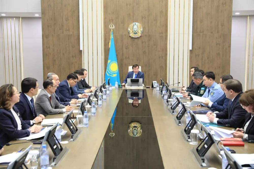 Обсуждены вопросы социально-экономического развития региона и освоения бюджета (5)