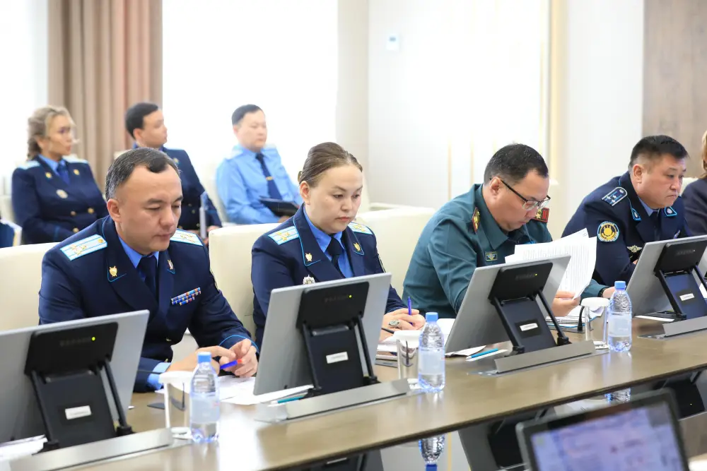 Обсуждены вопросы профилактики правонарушений под председательством главы региона (5)