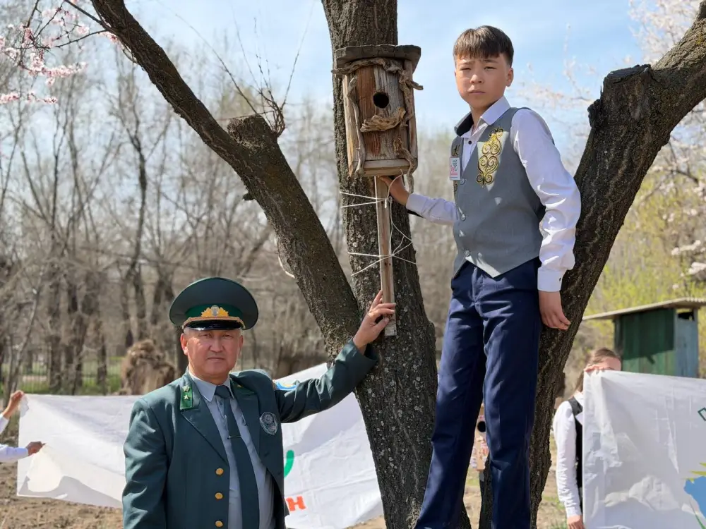 1 апреля - Всемирный день защиты птиц Астане