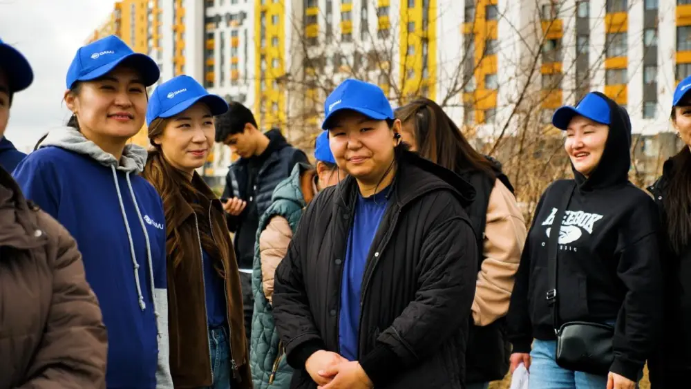 Более тысячи банкиров поддержали экологическую акцию «Таза Қазақстан» в Астане (3)