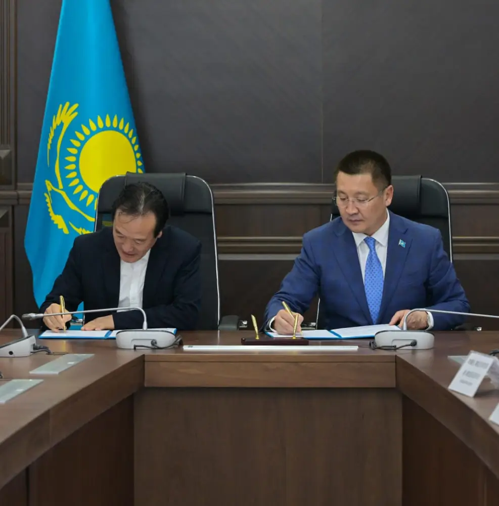 Акимат Павлодарской области подписал меморандум о сотрудничестве с китайской компанией Snow Valley Agricultural Group Co. Ltd - одним из крупнейших в Азии агропромышленных холдингов, специализирующихся на полном цикле производства картофеля (9)