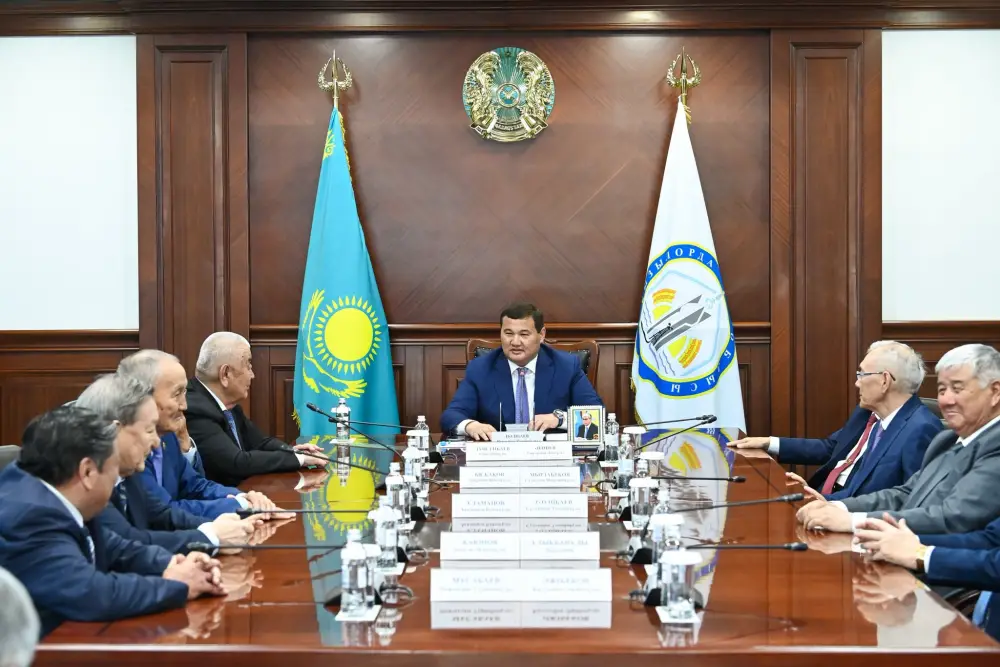 Поздравление ветеранов труда юбиляров в Справедливом Казахстане Астане