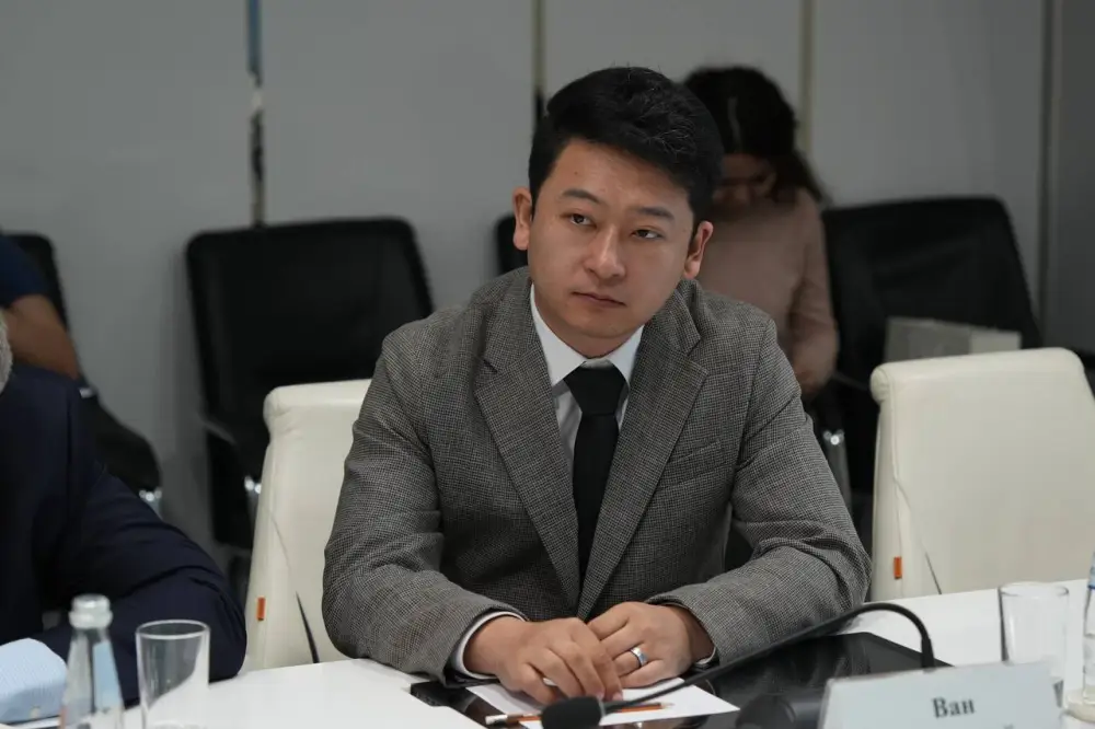 Министерство водных ресурсов и ирригации и Национальная академия наук обсудили внедрение цифровой системы управления водными ресурсами Казахстана (7)