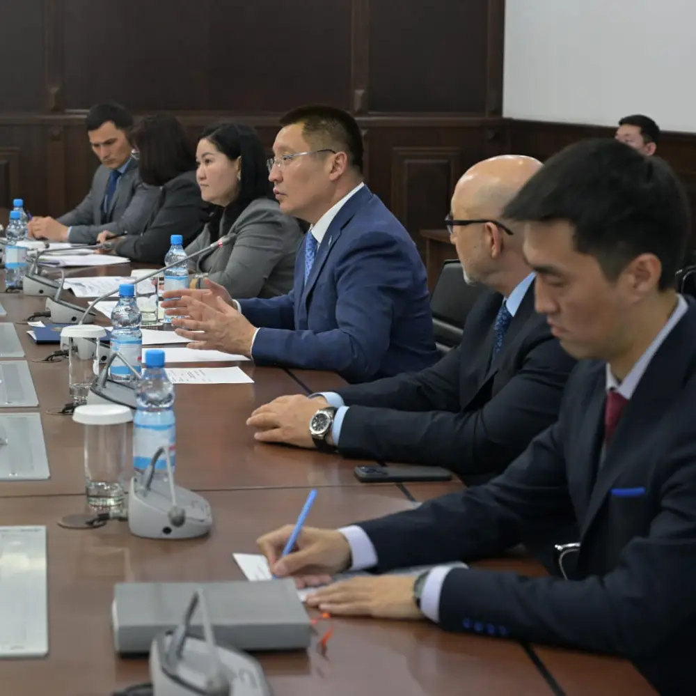 Акимат Павлодарской области подписал меморандум о сотрудничестве с китайской компанией Snow Valley Agricultural Group Co. Ltd - одним из крупнейших в Азии агропромышленных холдингов, специализирующихся на полном цикле производства картофеля (6)